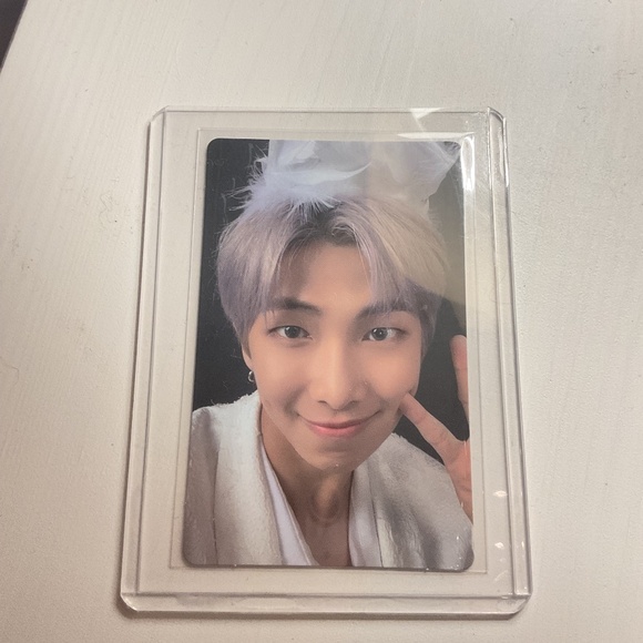 RM Namjoon BTS Photocard - No scratches, mint condition - From Map Of Soul Album - Picture 1 of 7